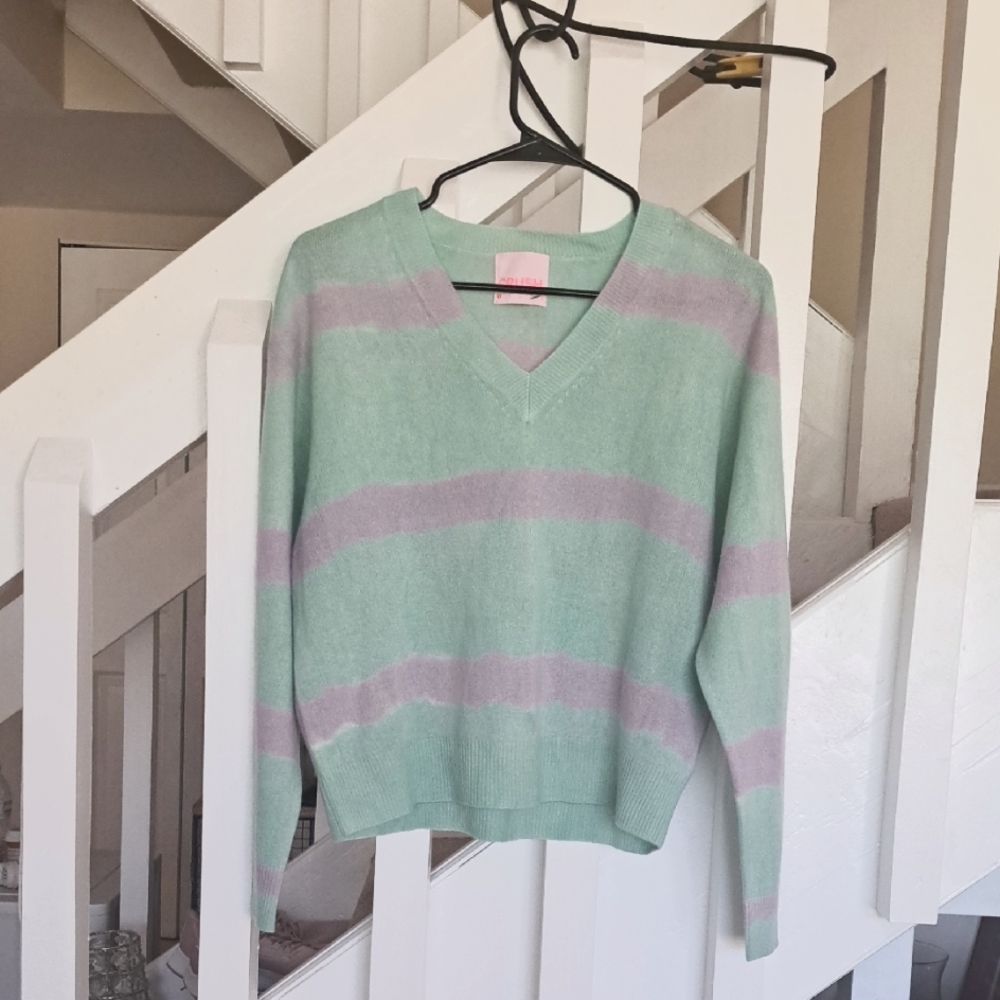 Crush Vibrant Green and Purple V-Neck Sweater with Lightweight Knit